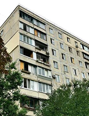 Киев, Автозаводская ул., 41