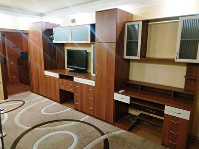 Київ, Миколи Лаврухіна вул., 5