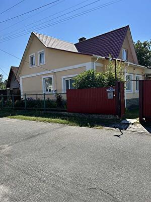 Київська обл., Броварський район, с. Рожівка, Шпильова, 5а