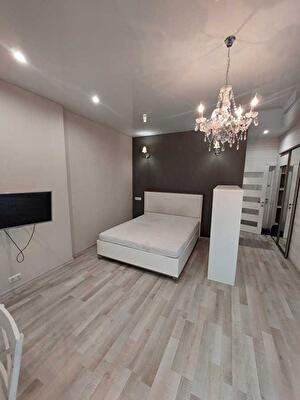 Київ, Жилянська вул., 118