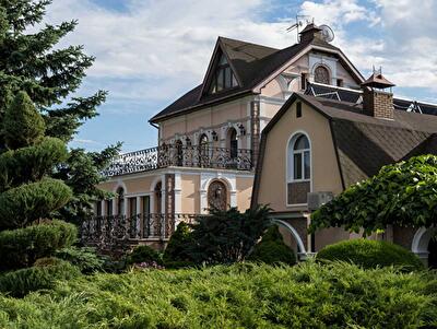 Киевская обл., Вышгородский район, с. Лютеж, Заводська, 8